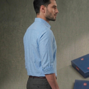 Men’s Light Blue Chambray Linen-Blend Casual Shirt – Slim Fit, Roll-Up Sleeves